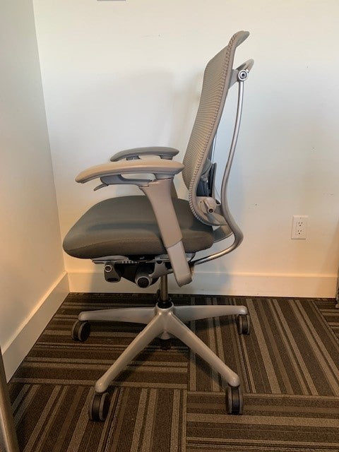 Teknion Contessa (250 available)