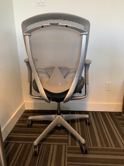 Teknion Contessa (250 available)