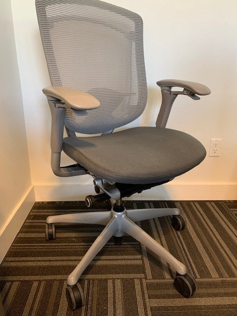 Teknion Contessa (250 available)