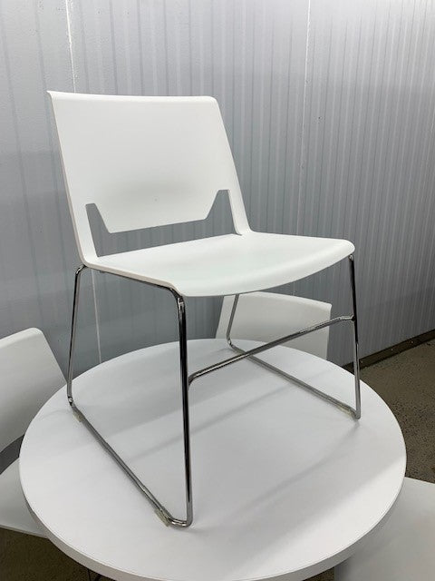 Haworth Very wirestacker chair