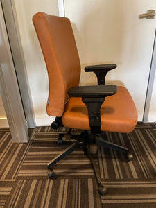 Bouty Kadera 5002 Executive chair with high back