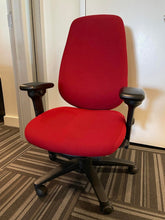 Load image into Gallery viewer, GeoCentric Extra Tall Back, Extra Long Seat, Multi-Tilt with Air Lumbar