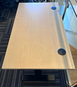 ISE Desk 30 x 48 Maple Surface with Black Legs