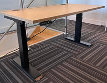 Load image into Gallery viewer, ISE Desk 30 x 48 Maple Surface with Black Legs